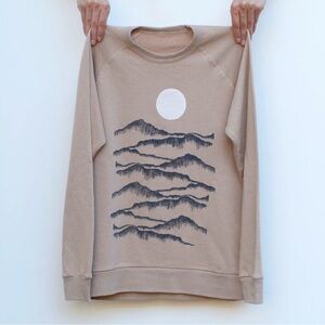 BADLANDS NATIONAL PARK TERRYCLOTH PULLOVER SWEATSHIRT